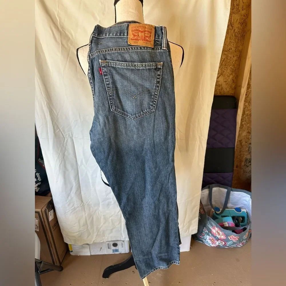 Levi's 559 Classic Blue Jeans